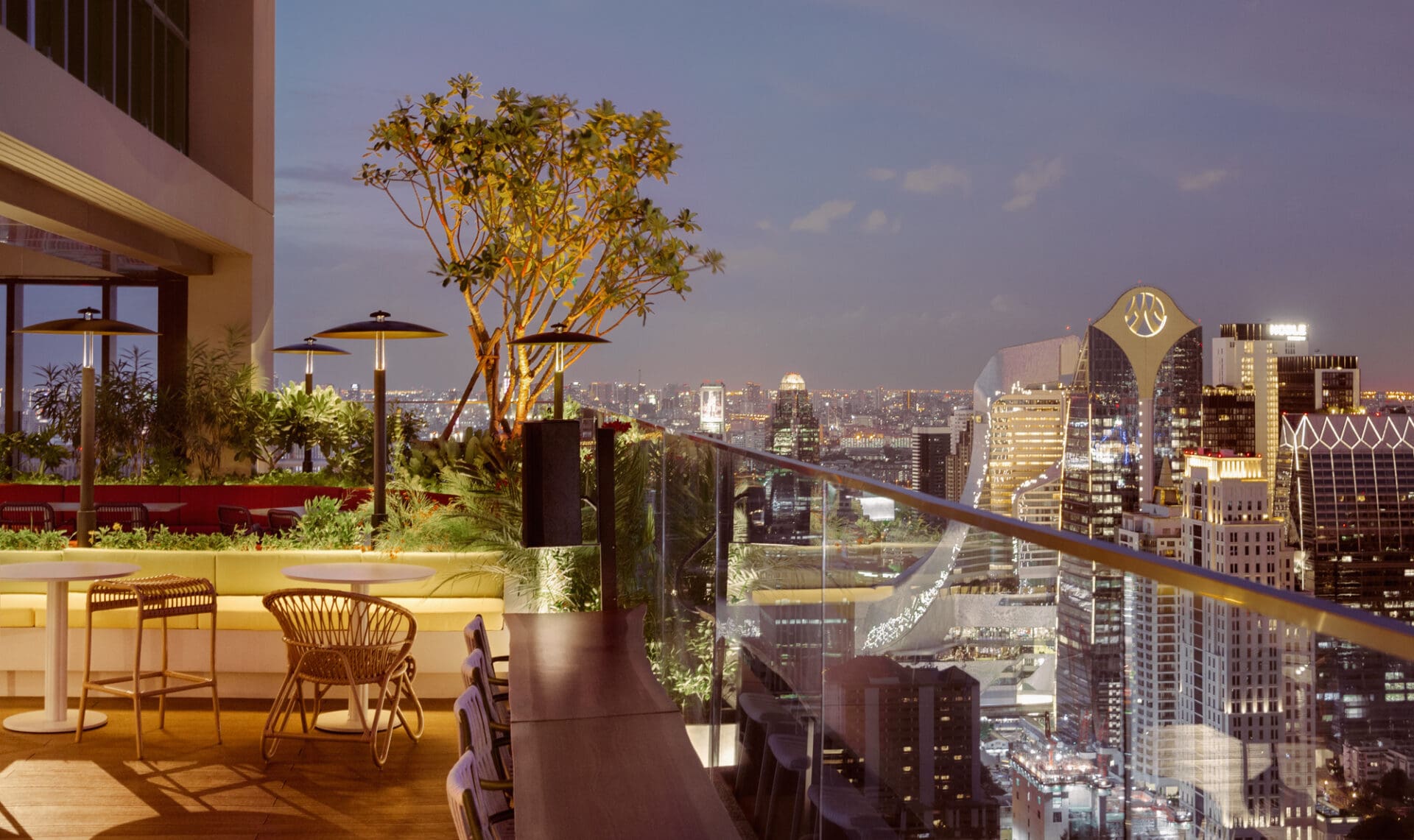 bangkok-rooftop-bar-kimpton-maa-lai-bangkok