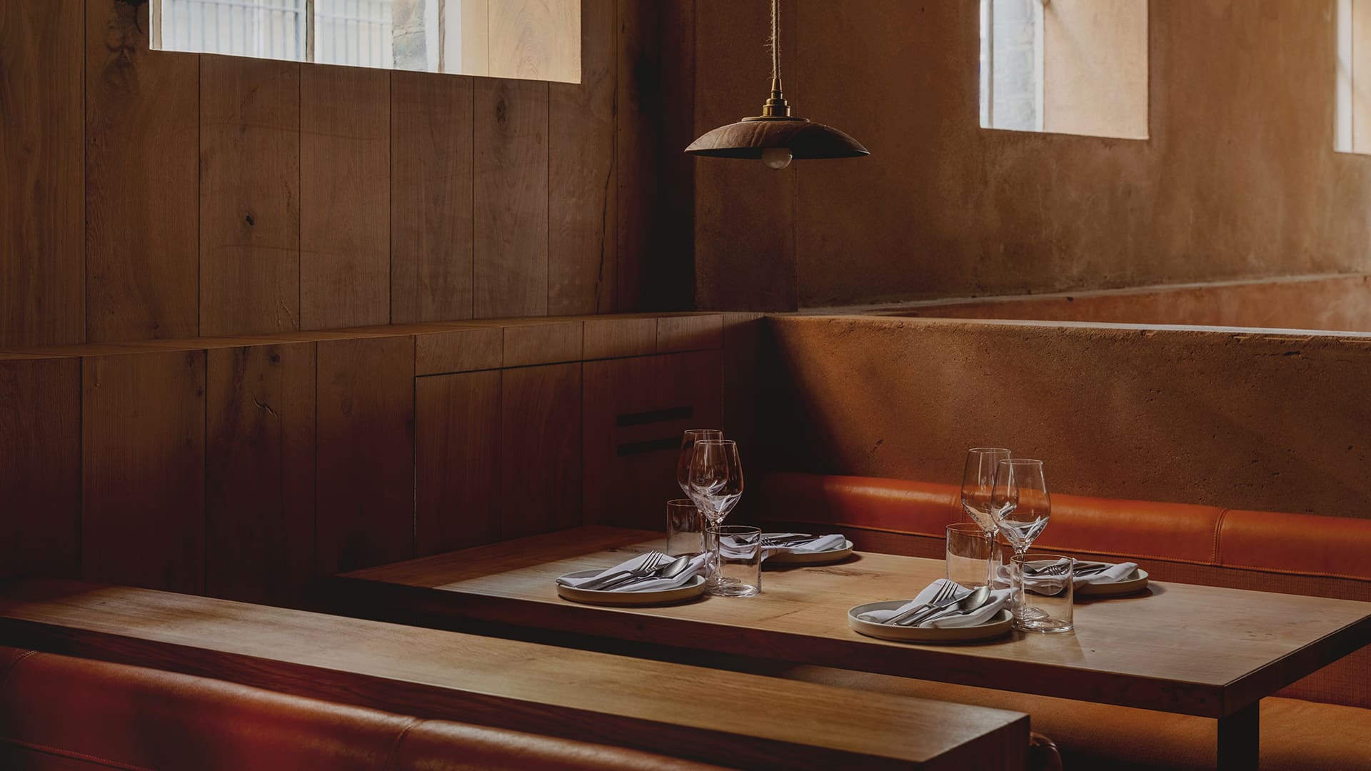 London city guide | dimly lit restaurant interiors
