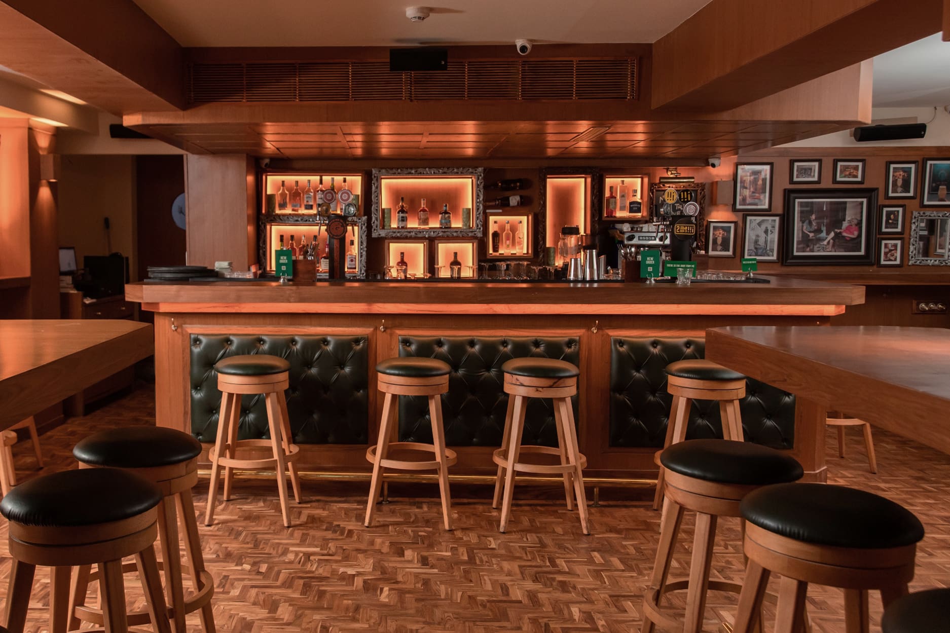 Best bars in Mumbai | An interior view of Woodside Inn, Bandra, in Mumbai