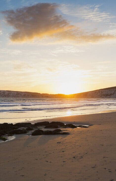 Isle of Wight | Sunset over the beach at Compton Bay