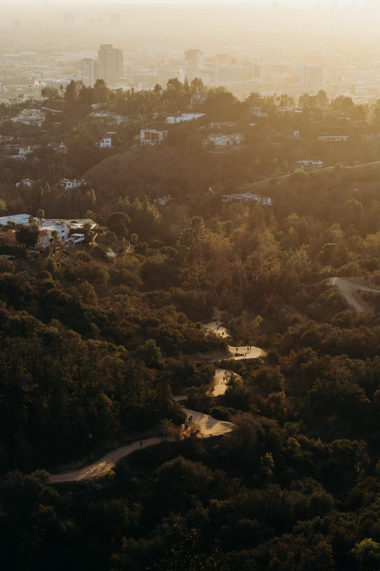 Hiking in LA: the view over the city from the Griffith Observatory