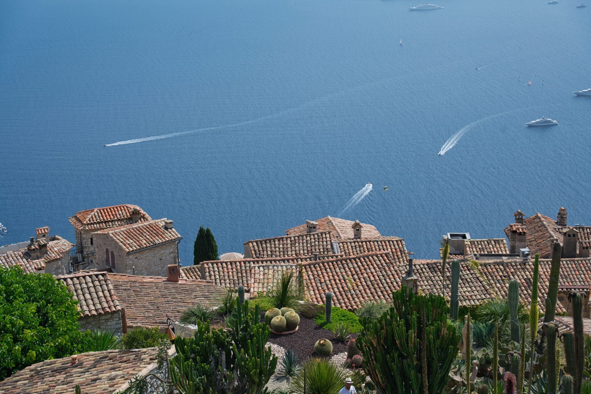Running in Nice | a view of boats across the water on the French Riviera