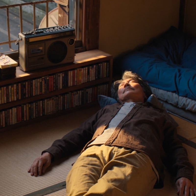 Main character lies on a tatami mat in Perfect Days film