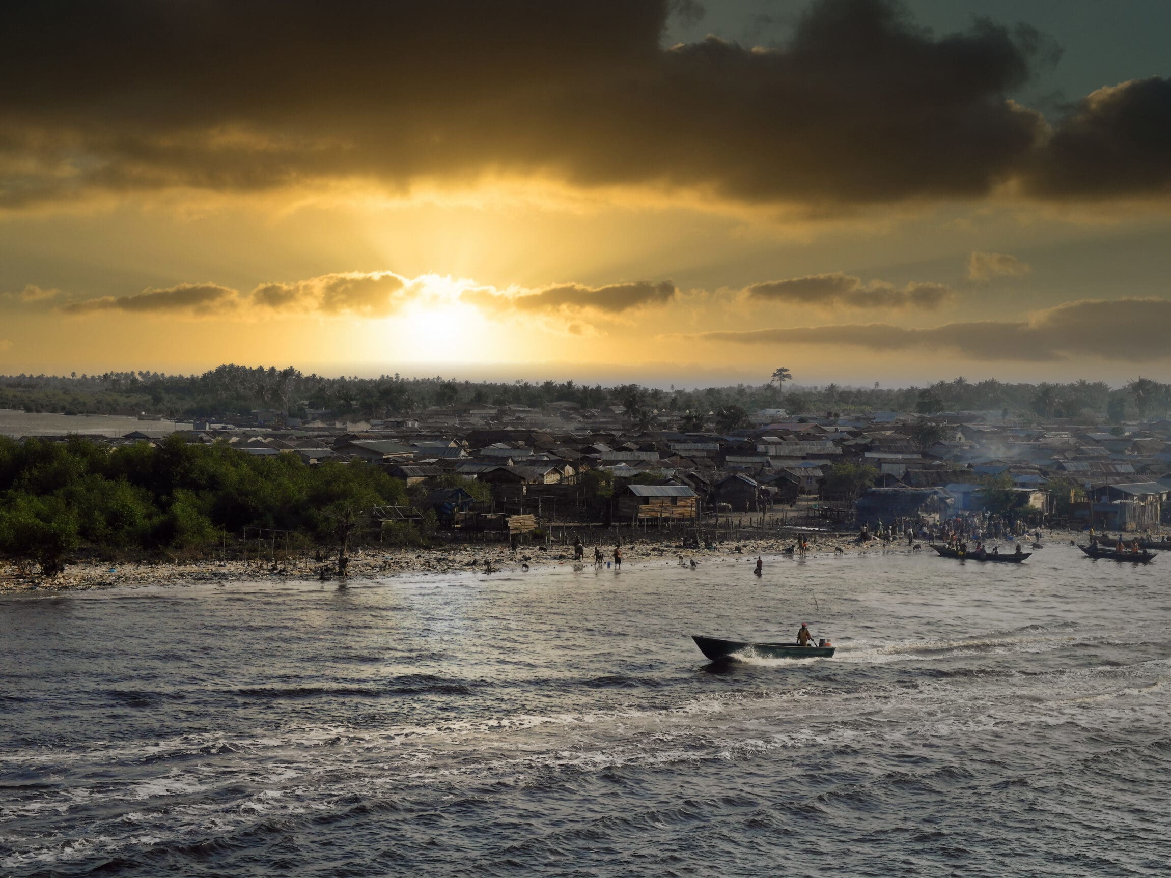 A Yoruba girl’s guide to the holiday season in Lagos | A coastal scene in Lagos