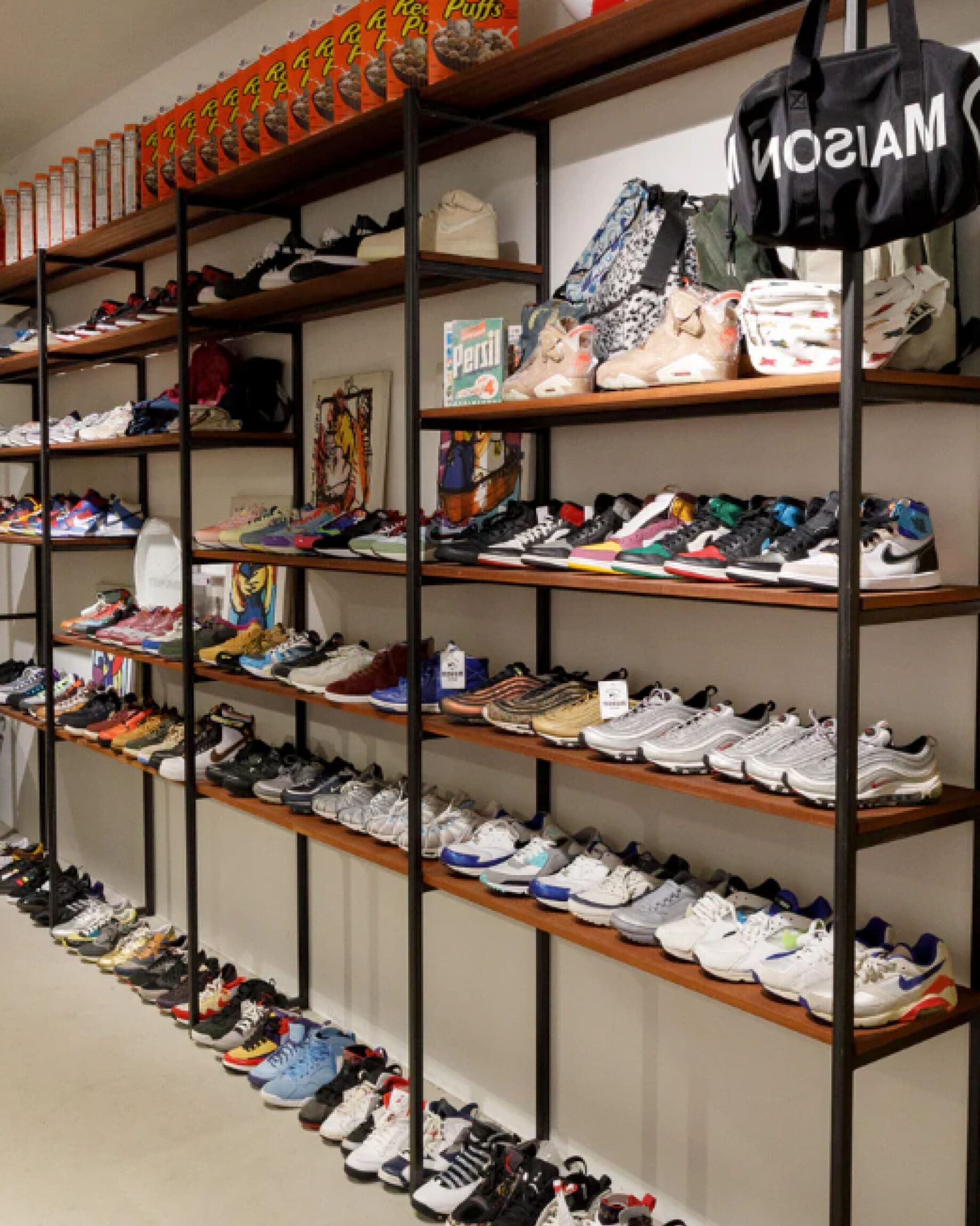 The best vintage shops in Amsterdam | sneakers at Mokum