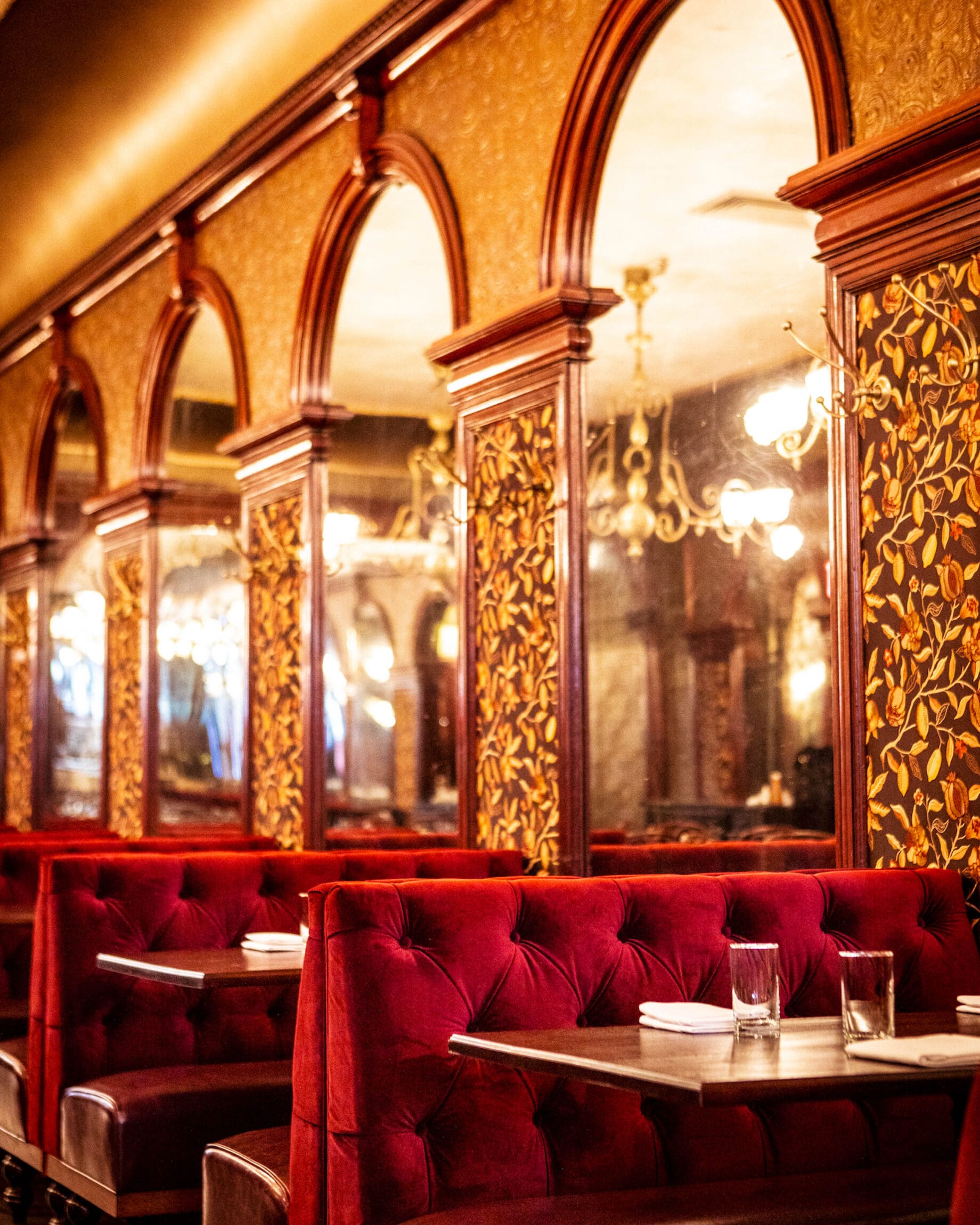 The best restaurants in New York City | Red velvet booths at Gage & Tollner