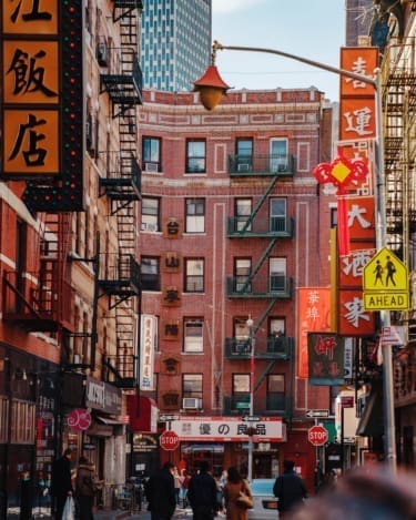 William Li guide to New York | bustling China Town