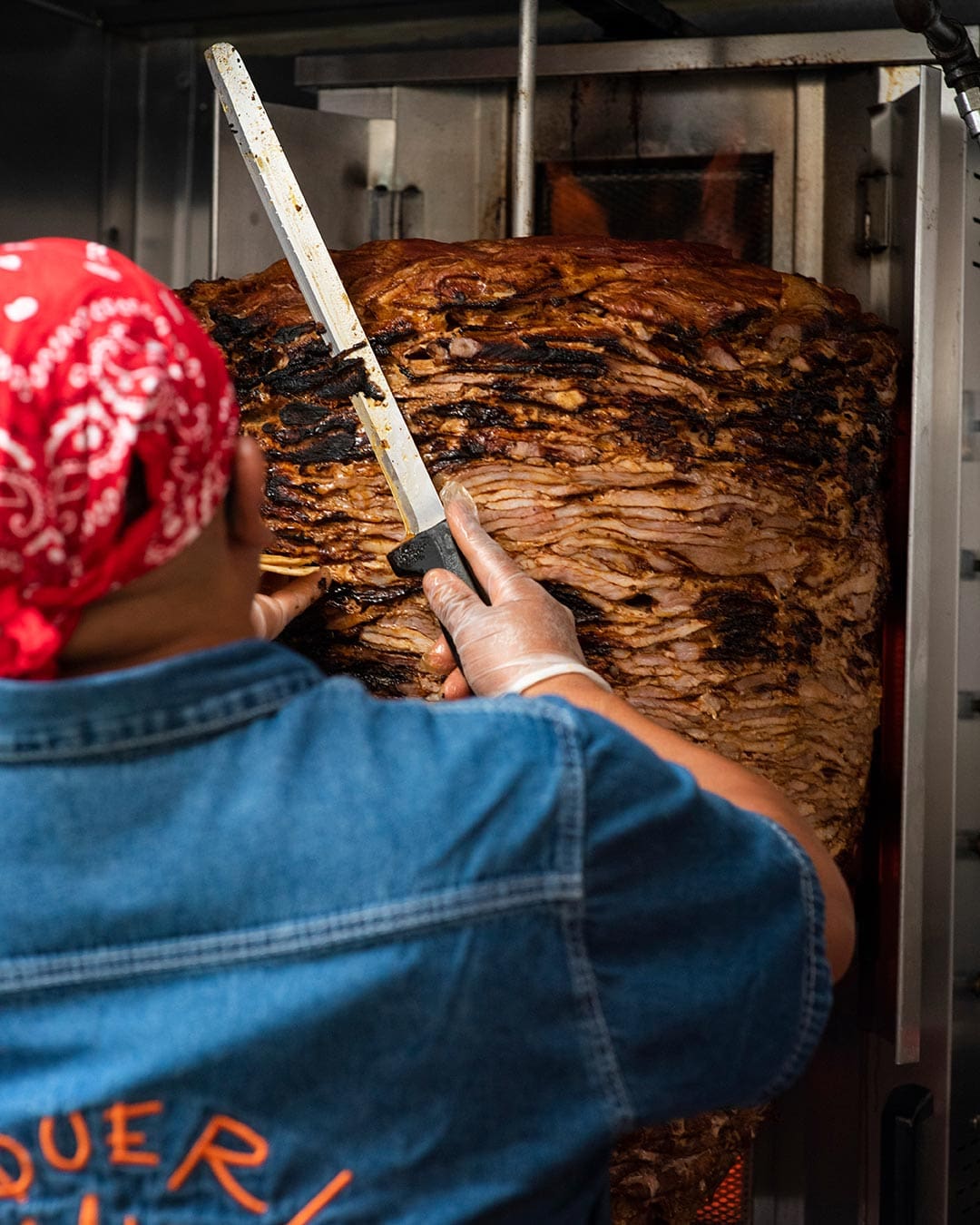 Tacos being prepared at Taqueria Ramirez