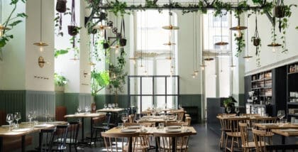 Verdant interiors at Prado. Photo by Rodrigo Cardoso.