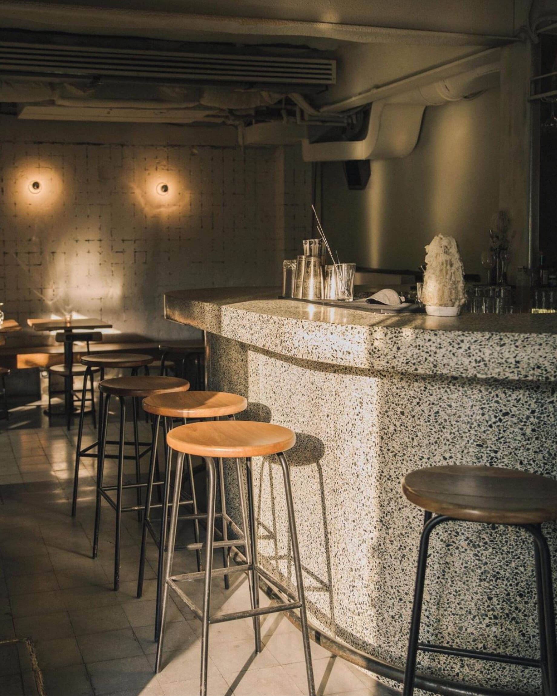 The best bars in Mexico City | Ambient interiors at Caiman Bar