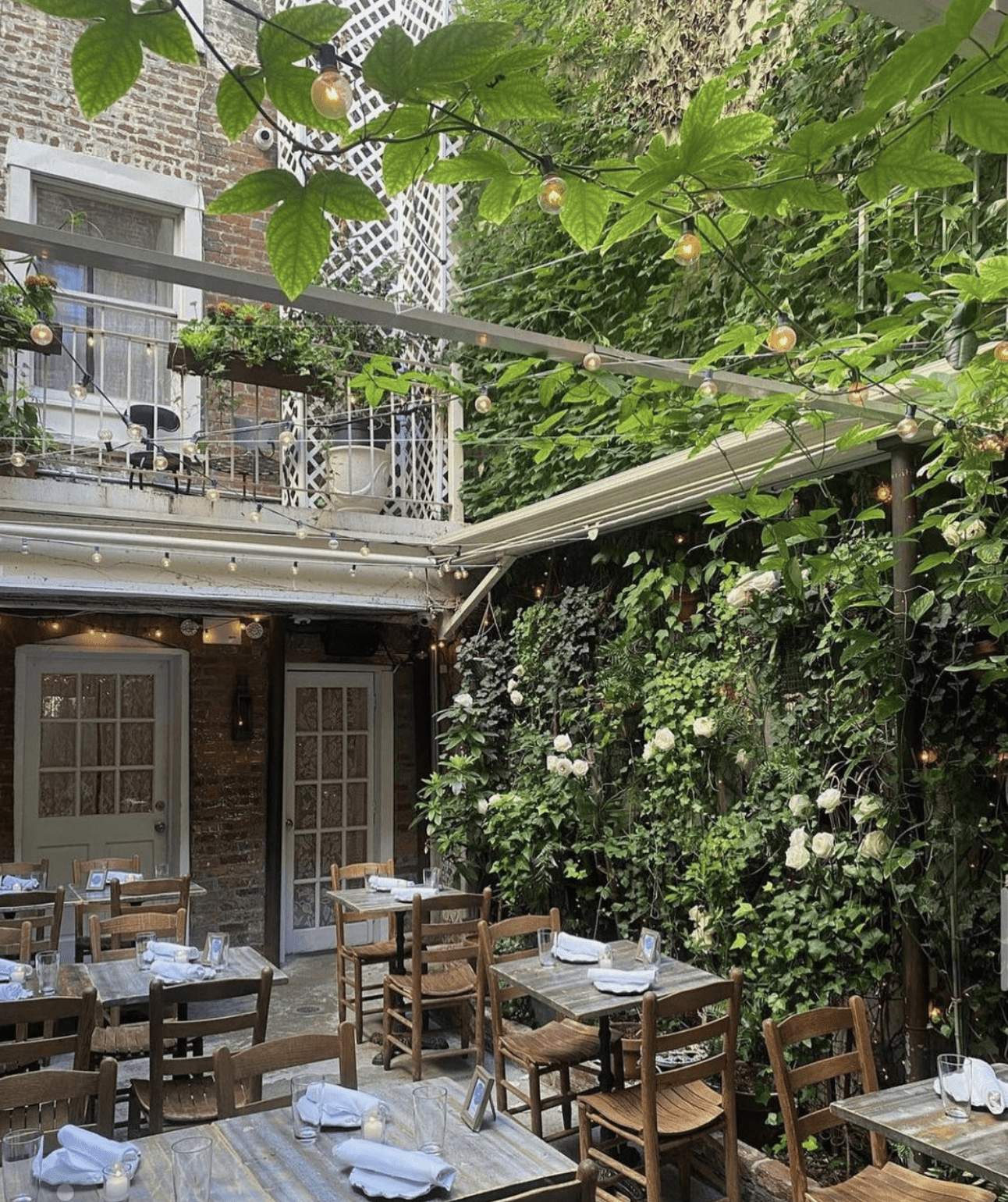 The best outdoor bars and restaurants in New York City | The verdant courtyard at Palma