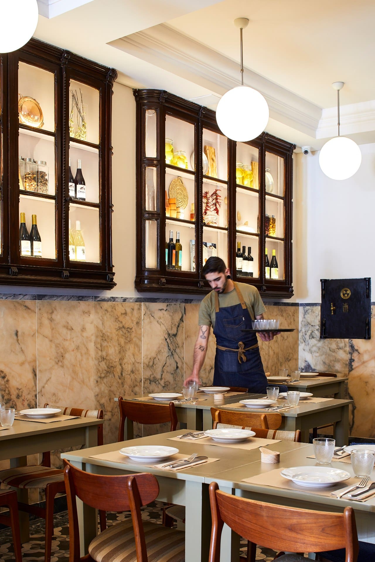 A waiter at Taberna Albricoque