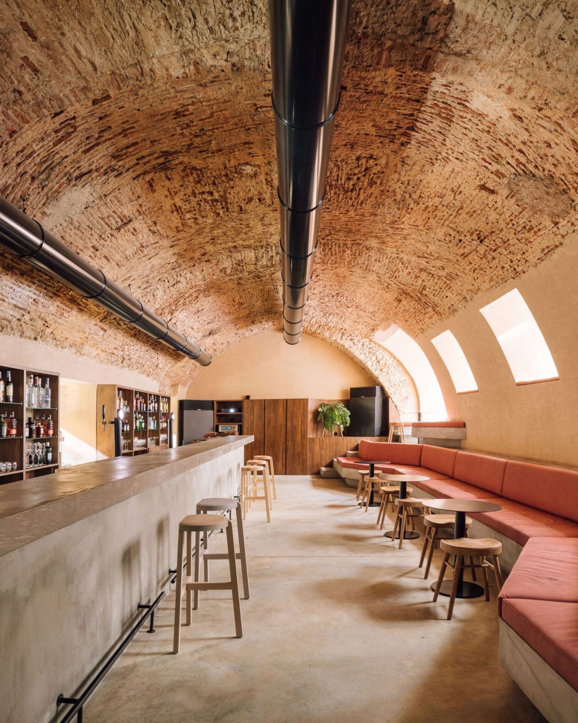 The best bars in Lisbon | The vaulted ceiling at Vago