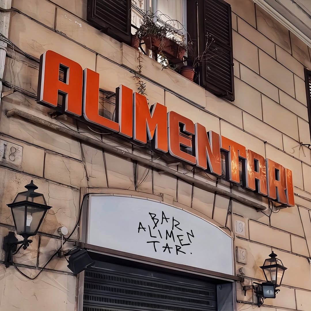 Bar Alimentar exterior in Lisbon