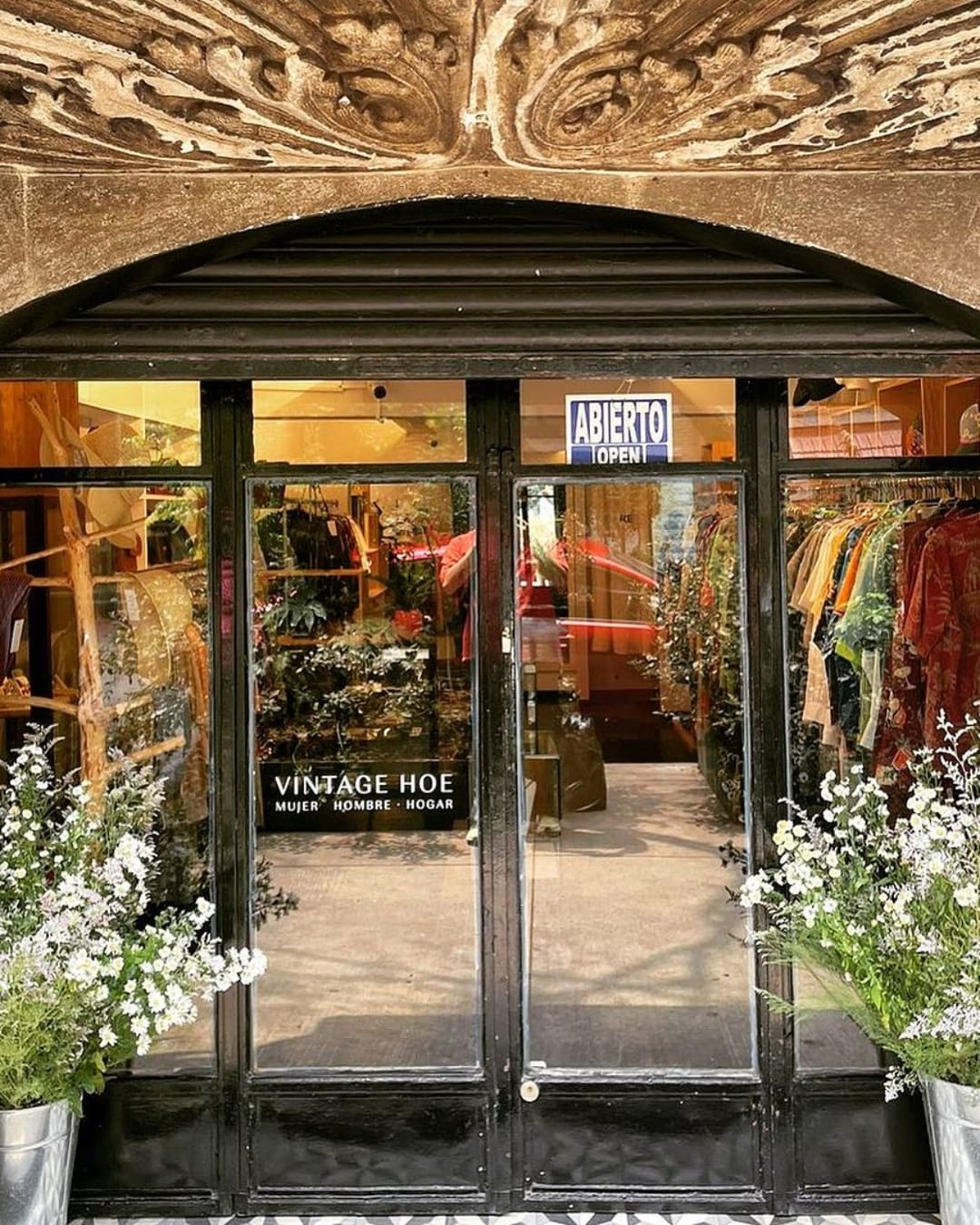 The best vintage shops in Mexico City | The exterior of Vintage Hoe