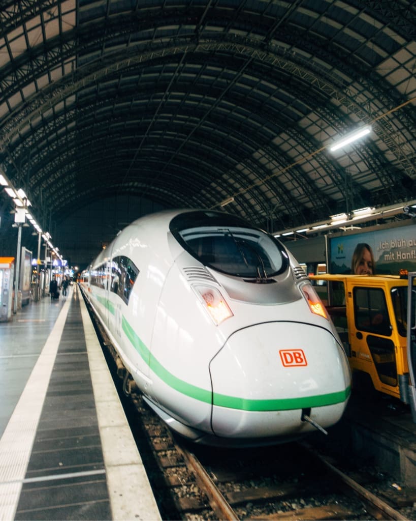 Train trends | a Deutsche Bahn departing from a station