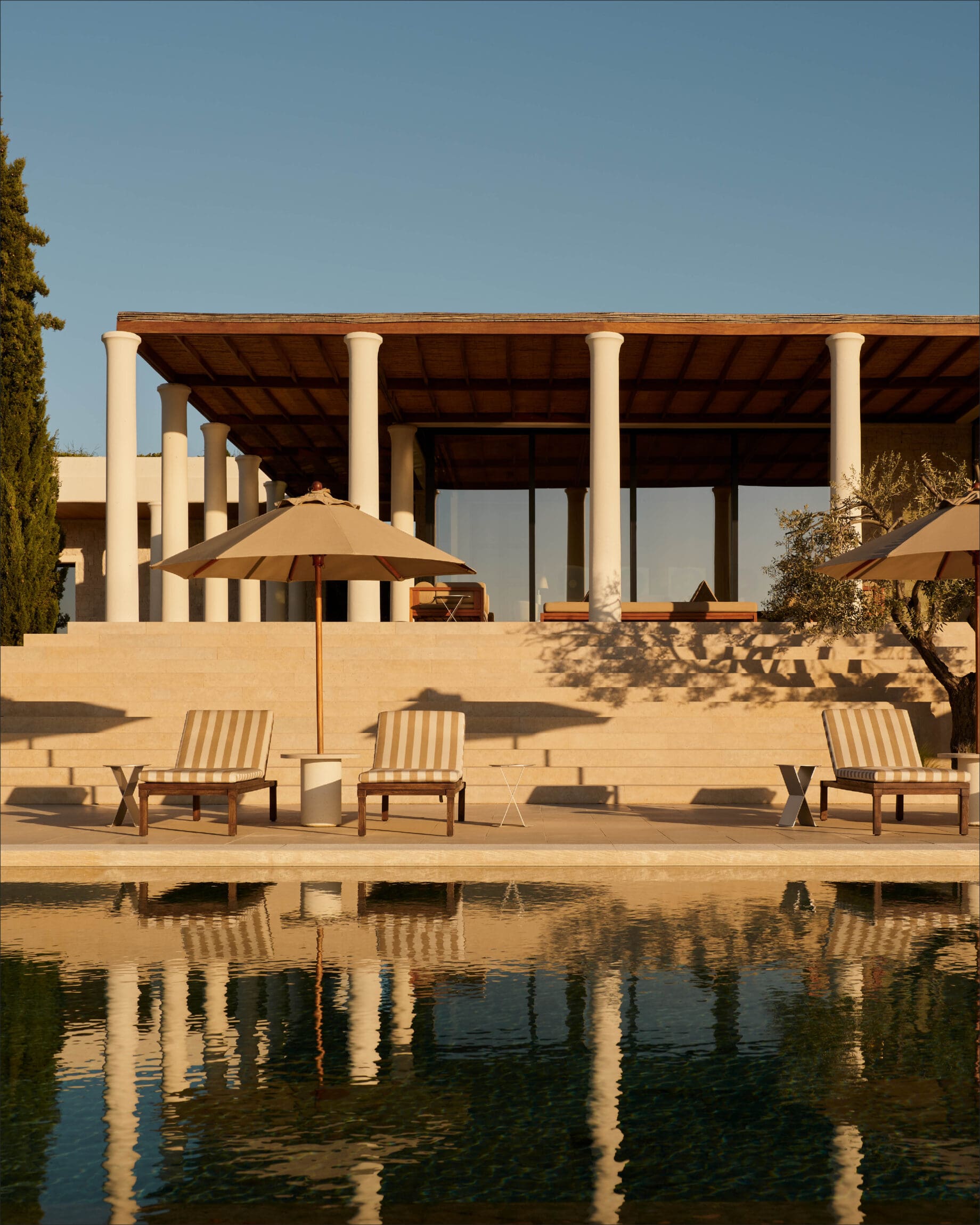 Travel trends for autumn/winter 2023 | a sunny day by the pool at Amanzoe, Greece