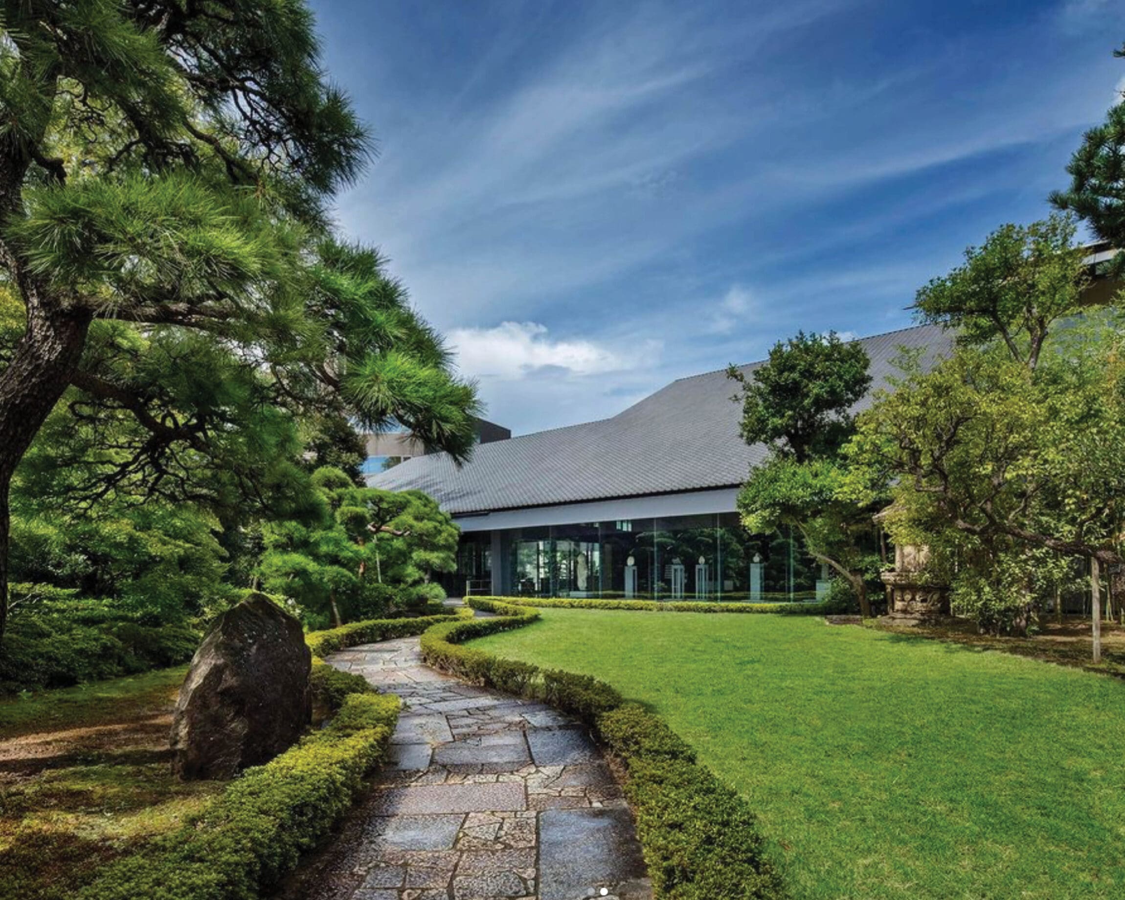 The best museums in Tokyo | the exterior of Nezu Museum in a peaceful garden