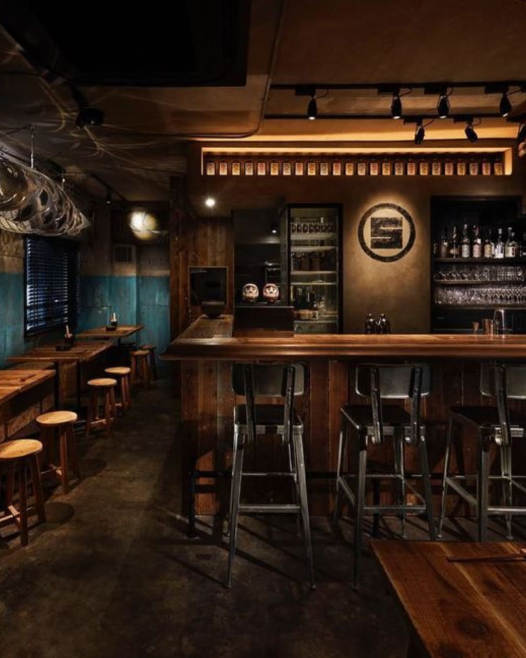 The best izakaya in Tokyo | The theatrical wooden interiors at SG Low