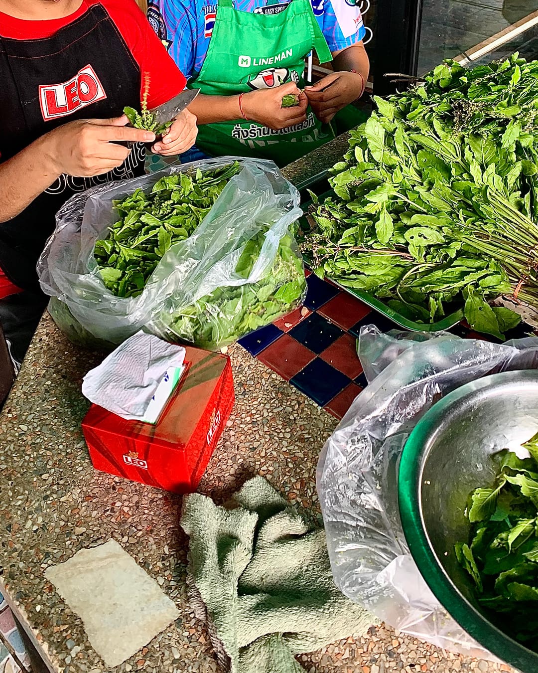 Food preparation at Soei