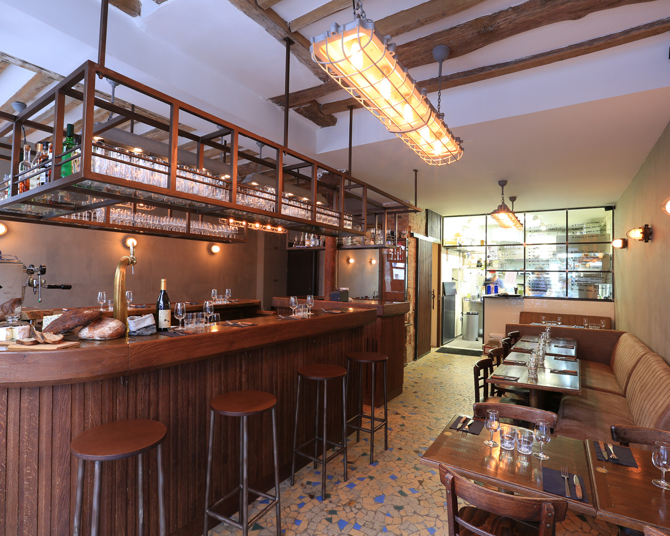 The best restaurants in Paris | The bar at Le Grand Bain.