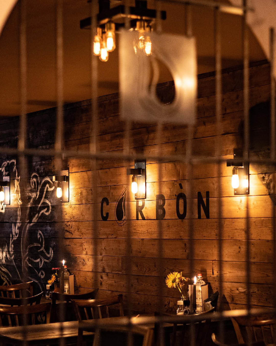 The best restaurants in De Pijp, Amsterdam | Inside Cafe Carbon