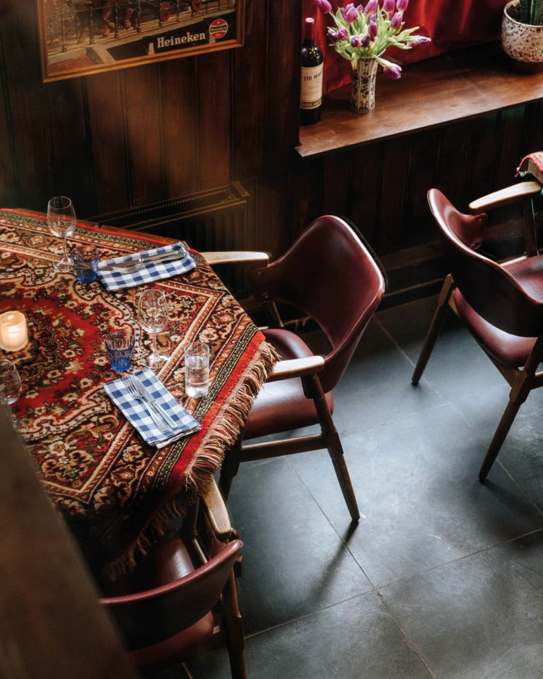 The best restaurants in De Pijp, Amsterdam | Traditional interiors in 't Heemelrijck