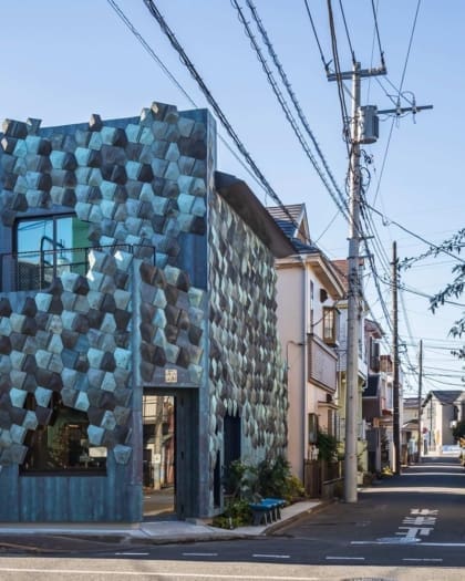 The striking facade of Wakuni Shoten coffee shop in Tokyo, designed by Kengo Kuma.