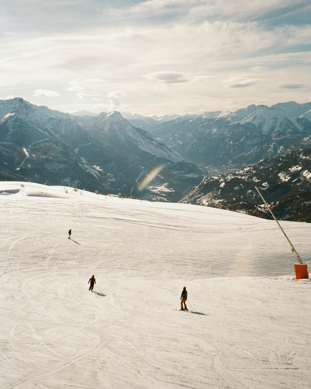 Skiers on the piste in the French Alps. Photo: Daniel Koponyas