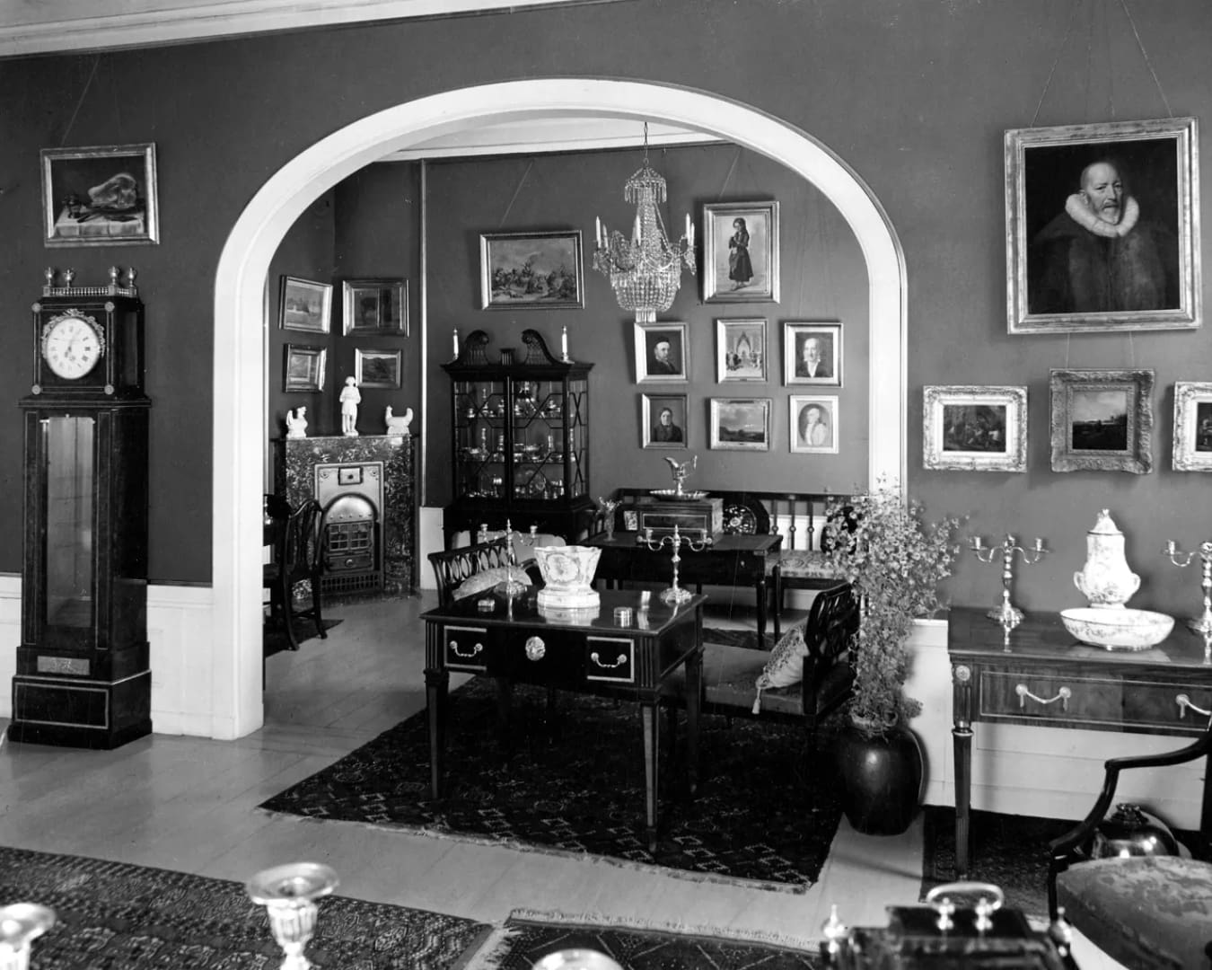 A black and white photo of The David Collection house museum.