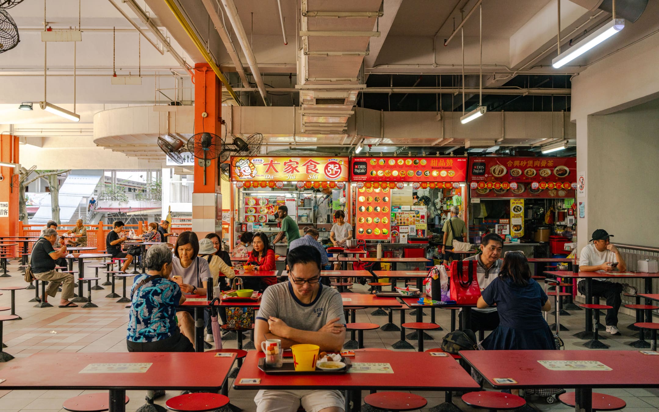 You Fu Fried Hokkien Prawn Noodle street food stall in Singapore. Photo by Lauryn Ishak