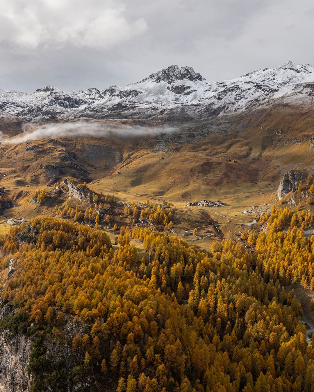 Views of the Engadine valley from Grand Hotel Kronenhauf